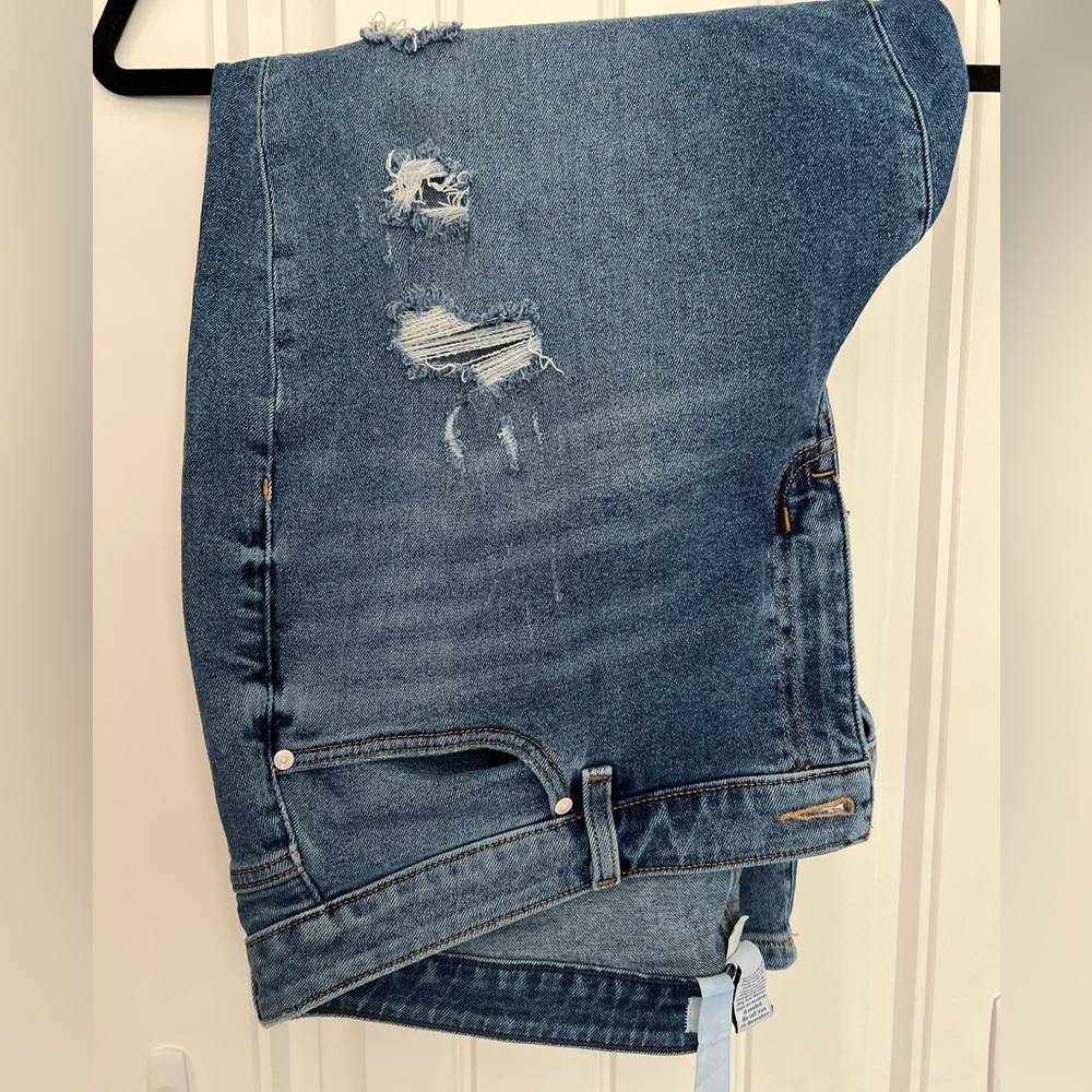 Like new straight leg jeans
